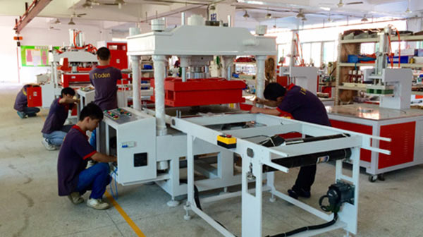 東電機(jī)械車間展示 東電機(jī)械車間展示