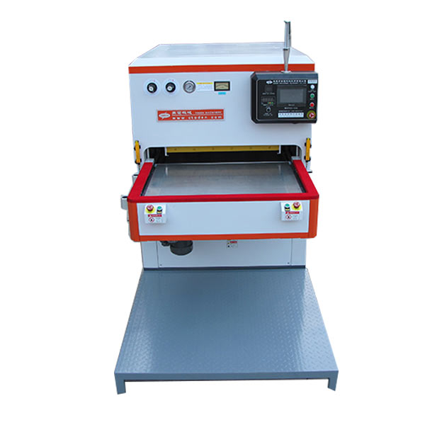 柔軟線膠盒壓痕模切機(jī) 柔軟線膠盒壓痕模切機(jī)