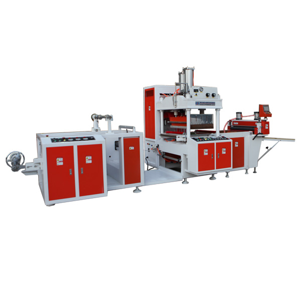 帶切刀收料柔軟線膠盒高頻熔斷機(jī) 帶切刀收料柔軟線膠盒高頻熔斷機(jī)