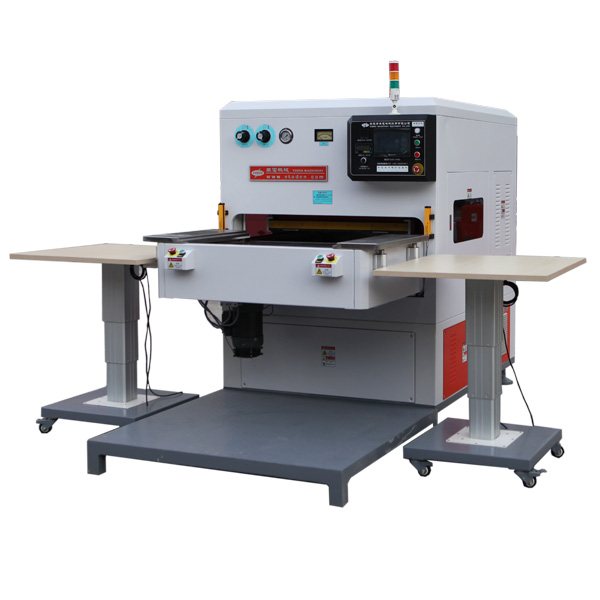 雙工位單人操作柔軟線(xiàn)膠盒高頻熔斷機(jī) 雙工位單人操作柔軟線(xiàn)膠盒高頻熔斷機(jī)