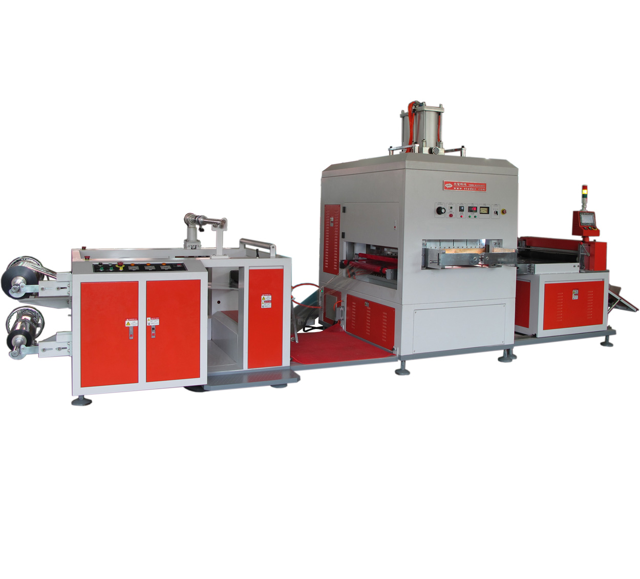 全自動(dòng)柔軟線(xiàn)卷料壓痕模切機(jī)(AT-17) 全自動(dòng)柔軟線(xiàn)卷料壓痕模切機(jī)(AT-17)