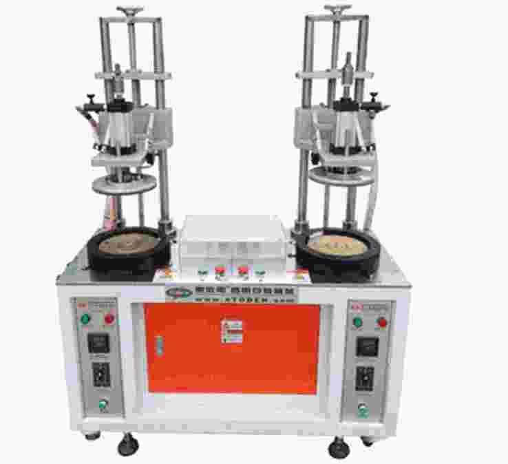 油壓式圓筒卷邊機(jī)(帶預(yù)熱臺)A-230 油壓式圓筒卷邊機(jī)(帶預(yù)熱臺)A-230